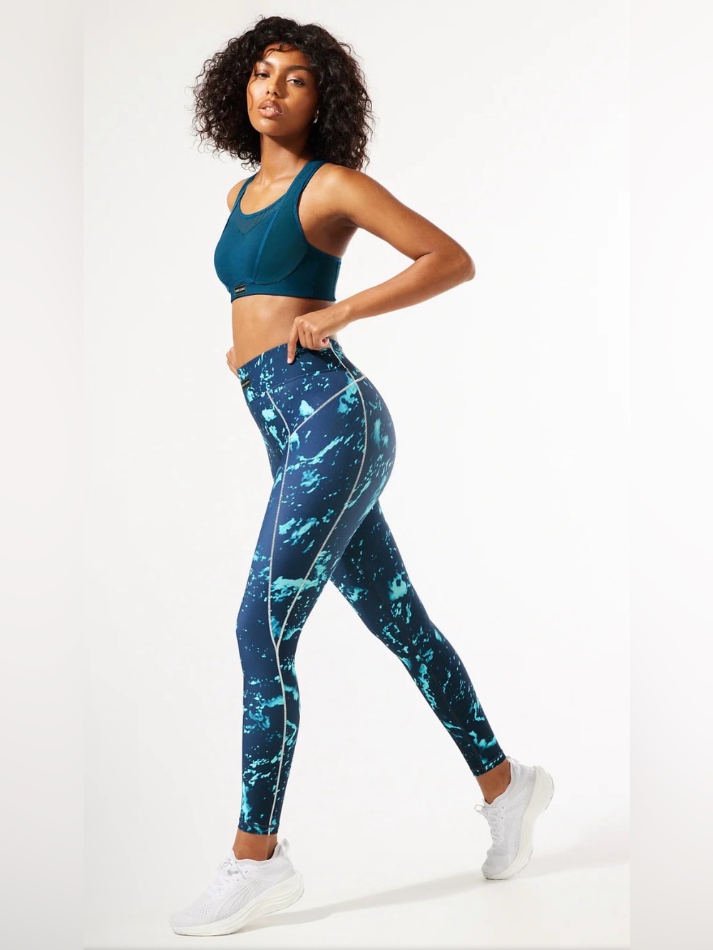 Savage X Fenty Sport Running Hot 7/8 length leggings size medium